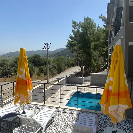 Mai Aparthotel *